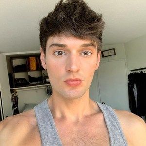 Meet your Posher, Jason